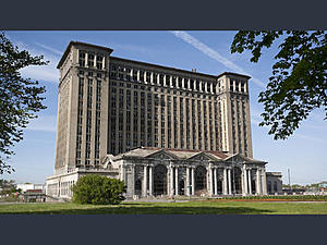 Ford interested in train depot-photo4294966447.jpg