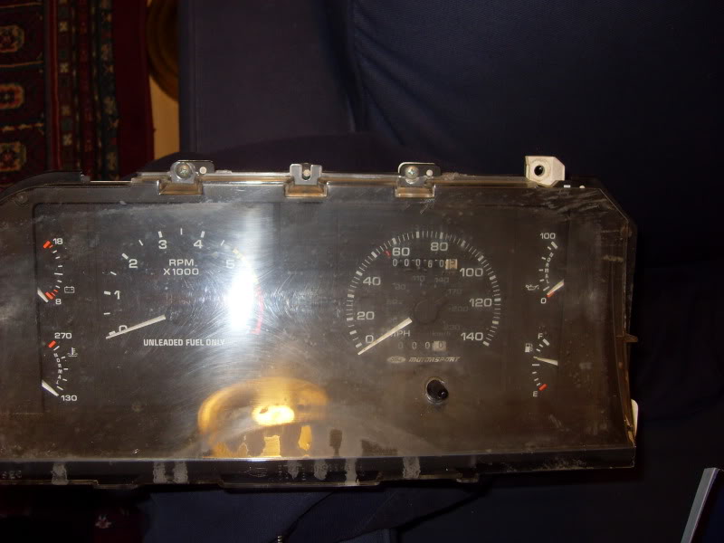 Name:  039.jpg
Views: 459
Size:  54.9 KB