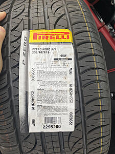 FS: Brand New 1 x 255/40/19 P Zero Nero-photo397.jpg